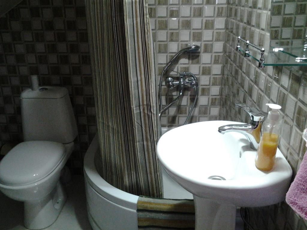 Mari Guest House Telavi Bagian luar foto