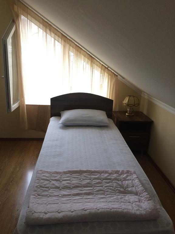 Mari Guest House Telavi Bagian luar foto