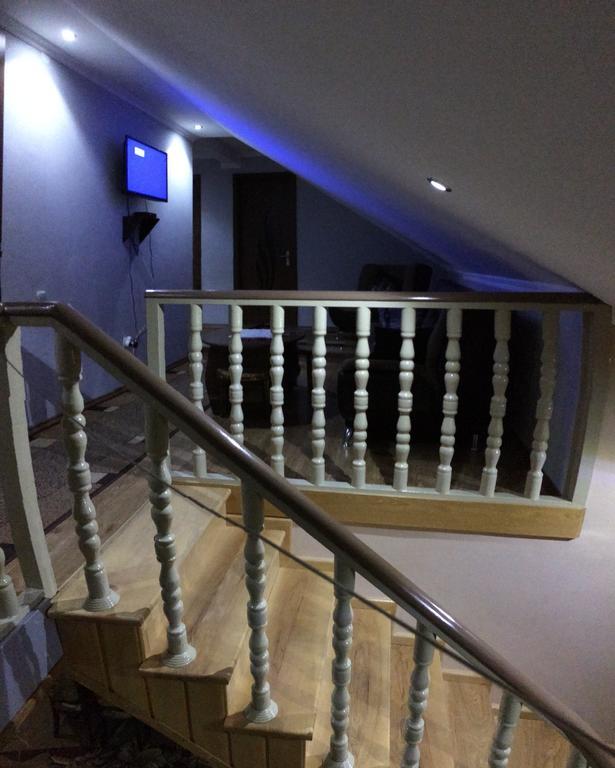 Mari Guest House Telavi Bagian luar foto