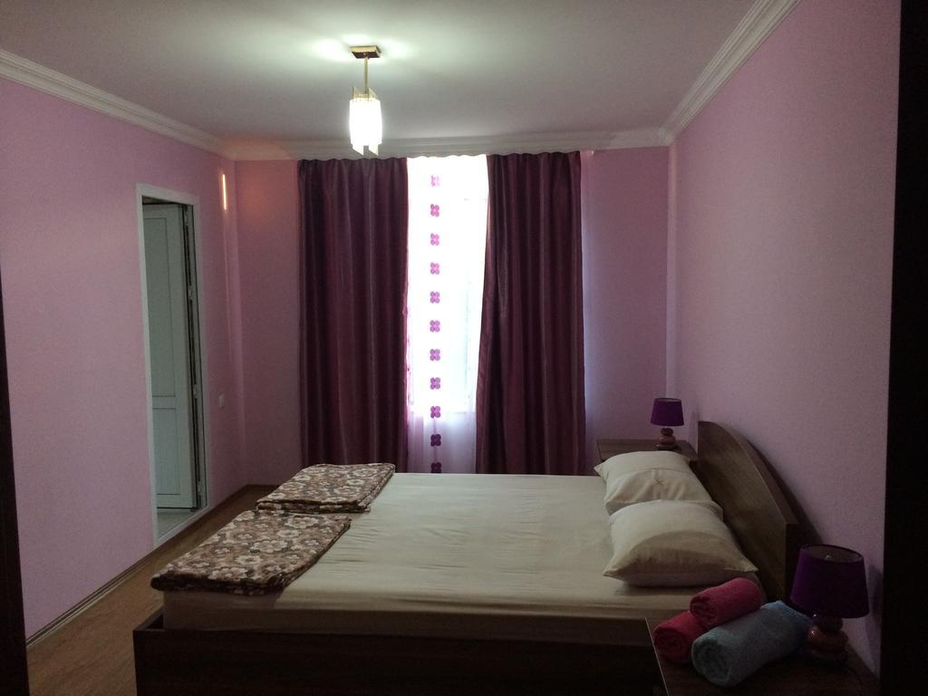 Mari Guest House Telavi Bagian luar foto